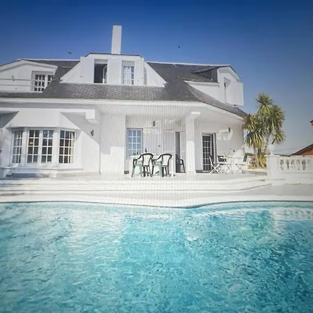 Miravilla Casa Pool *